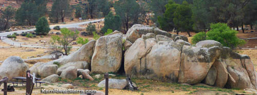 Boulding and Climbing at Boulder Gulch Campground